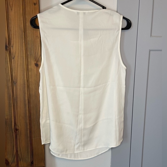 NWT express women’s tank top - Picture 4 of 5